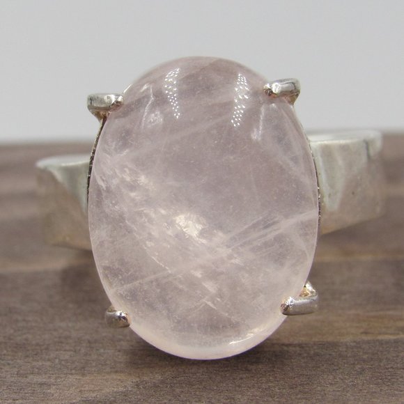 Jewelry - Size 7 Sterling Silver Rose Quartz Band Ring